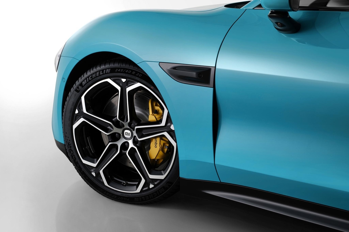 XIAOMI SU7 Sedan AWD Elektrikli Araba EV 800km 101kWh PS 495kw/838nm R19 Dört Tekerlekli Sürüş Max LHD Yeni Kullanılmış Araba