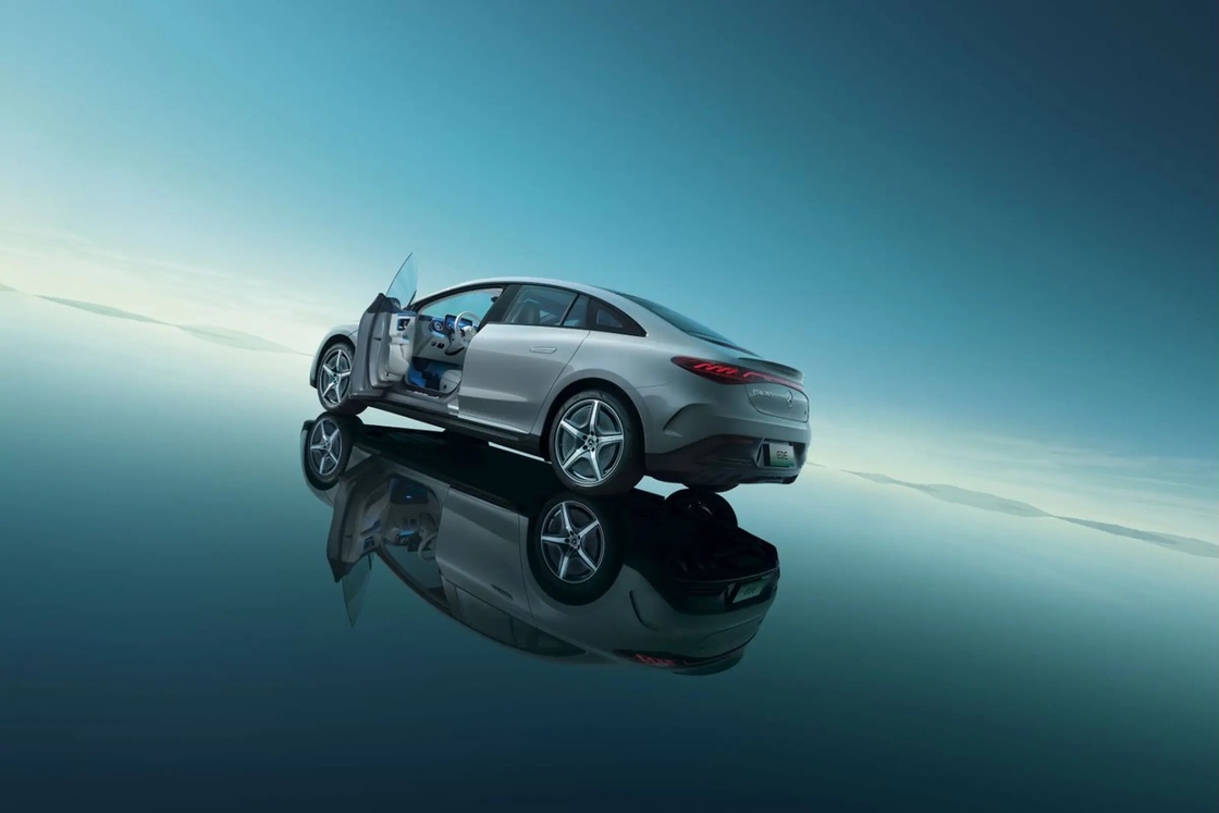 EQE 350 Mercedes Benz Elektrikli Araç 5 Koltuklu Yüksek Performanslı Elektrikli Araba 180km/h