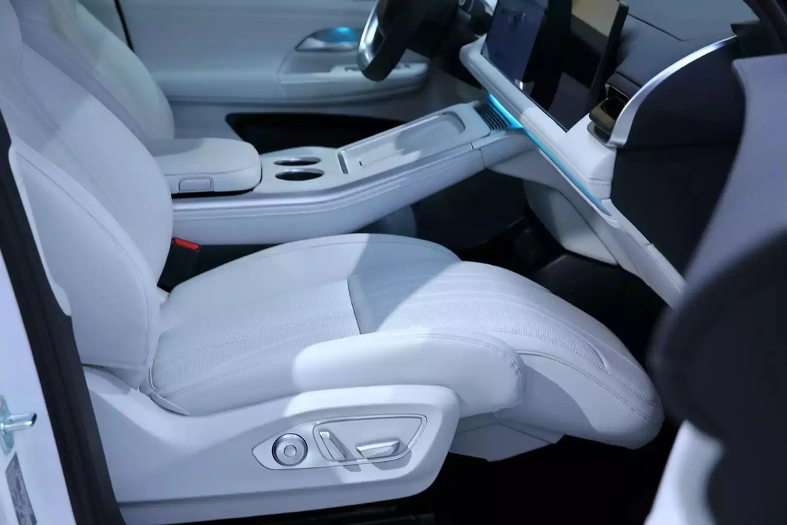 Orta Büyük Xiaopeng Elektrikli Araba 5 Kapılı 5 Koltuklu Xpeng G9 Saf Elektrikli SUV