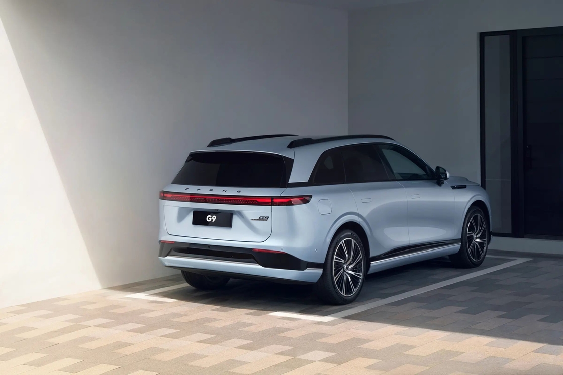 Orta Büyük Xiaopeng Elektrikli Araba 5 Kapılı 5 Koltuklu Xpeng G9 Saf Elektrikli SUV