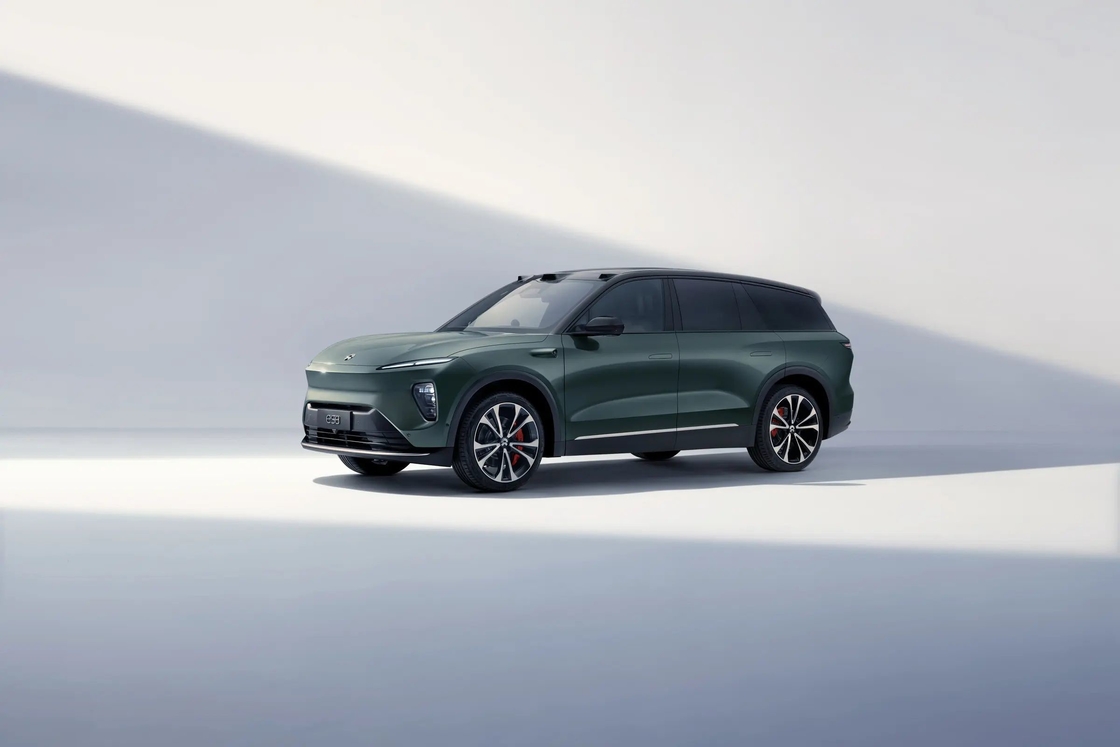 NIO ES8 Elektrikli SUV Lüks ve Sürdürülebilirlik ile Geleceğin Hareketliliğini Keşfedin
