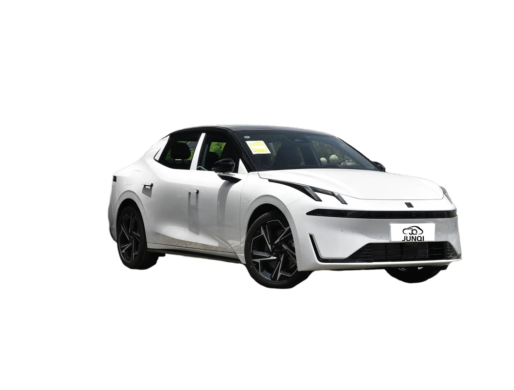 500 km Lynk & Co Tam Elektrikli SUV Araç Plug In Hibrit Hızlı Şarj 0.45 Saat
