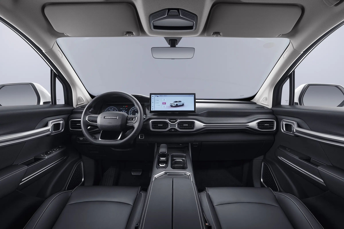 Sedan Tipi Geely Elektrikli Araba 16.5kWh Geely Radar 6 Ön Tekerlek Sürüşü Elektrikli Araba
