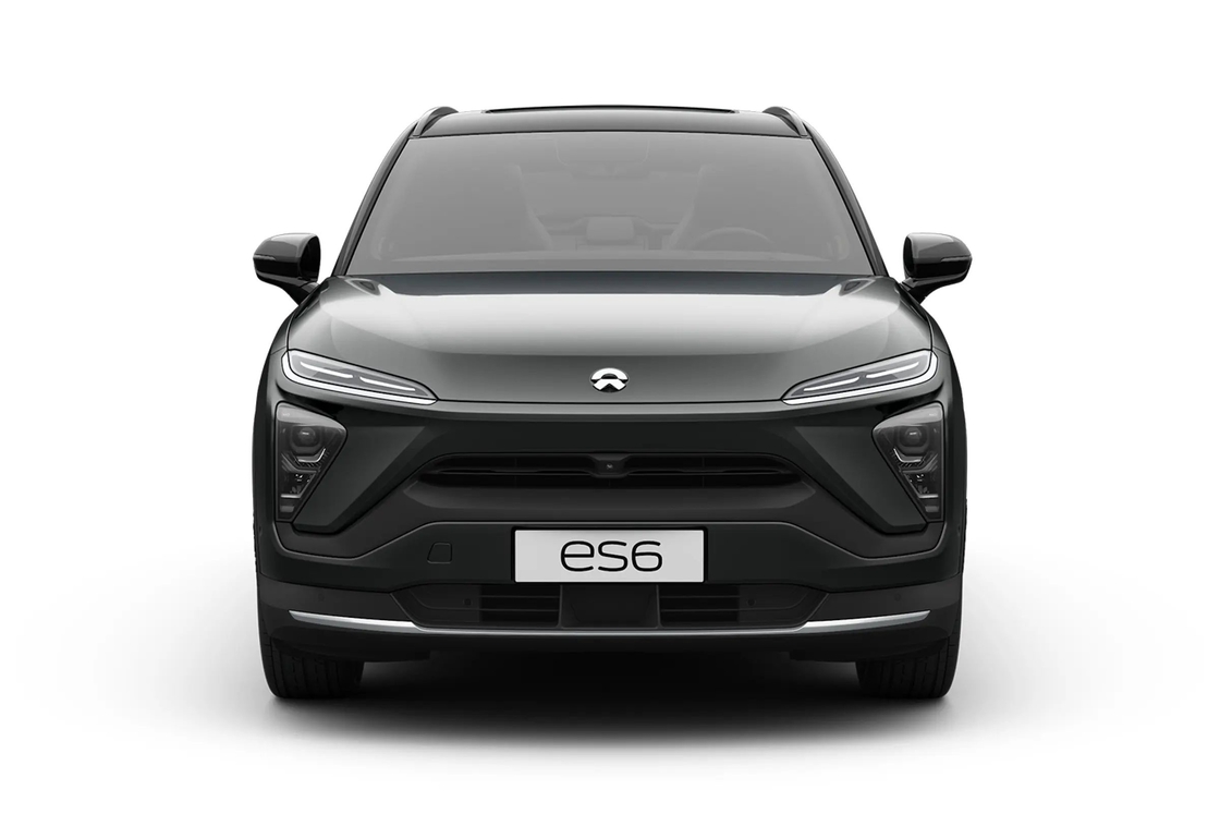 NIO ES6 EV Aracının Yumuşak Işık ve Dekoratif Parçaları ile Sürüş Deneyiminizi Geliştirin