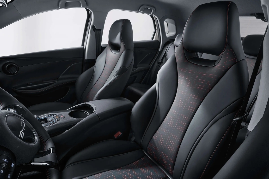 BYD E2 405km Yeni Enerji Elektrikli Sedan Sol El Sürüşü EV 5 Kapılı 5 Koltuklu