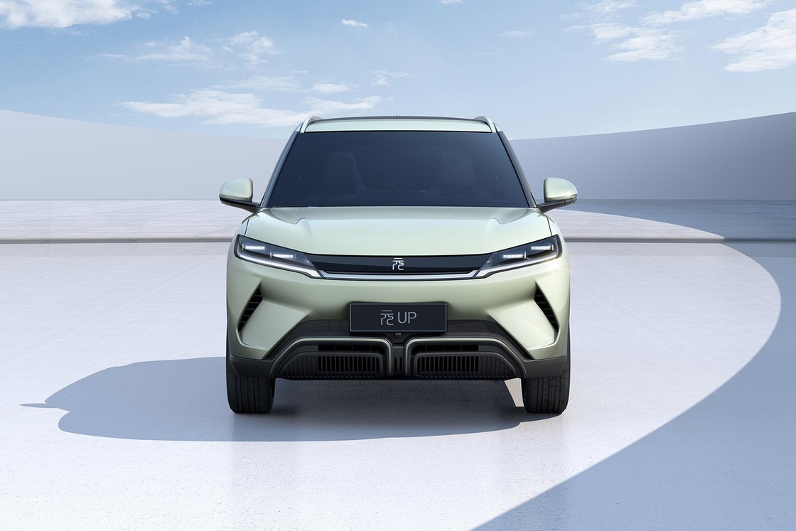 2WD BYD Elektrikli Araba Yuan Yukarı EV 301km / 401km 5 Kapılı 5 Koltuklu Küçük SUV
