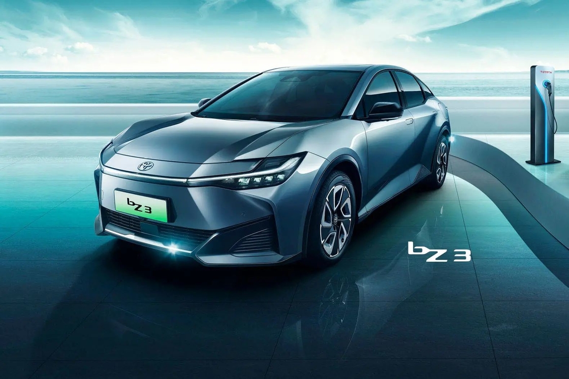 Orta Boyutlu Toyota Elektrikli Sedan 517km Elite PRO Saf Elektrikli Toyota Bz3 EV