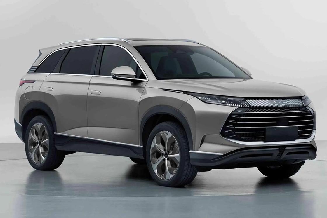 Orta Boyutlu BYD Elektrikli Araba BYD Fregat 07 EV Merkezi Kontrol Multimedia Ekranıyla