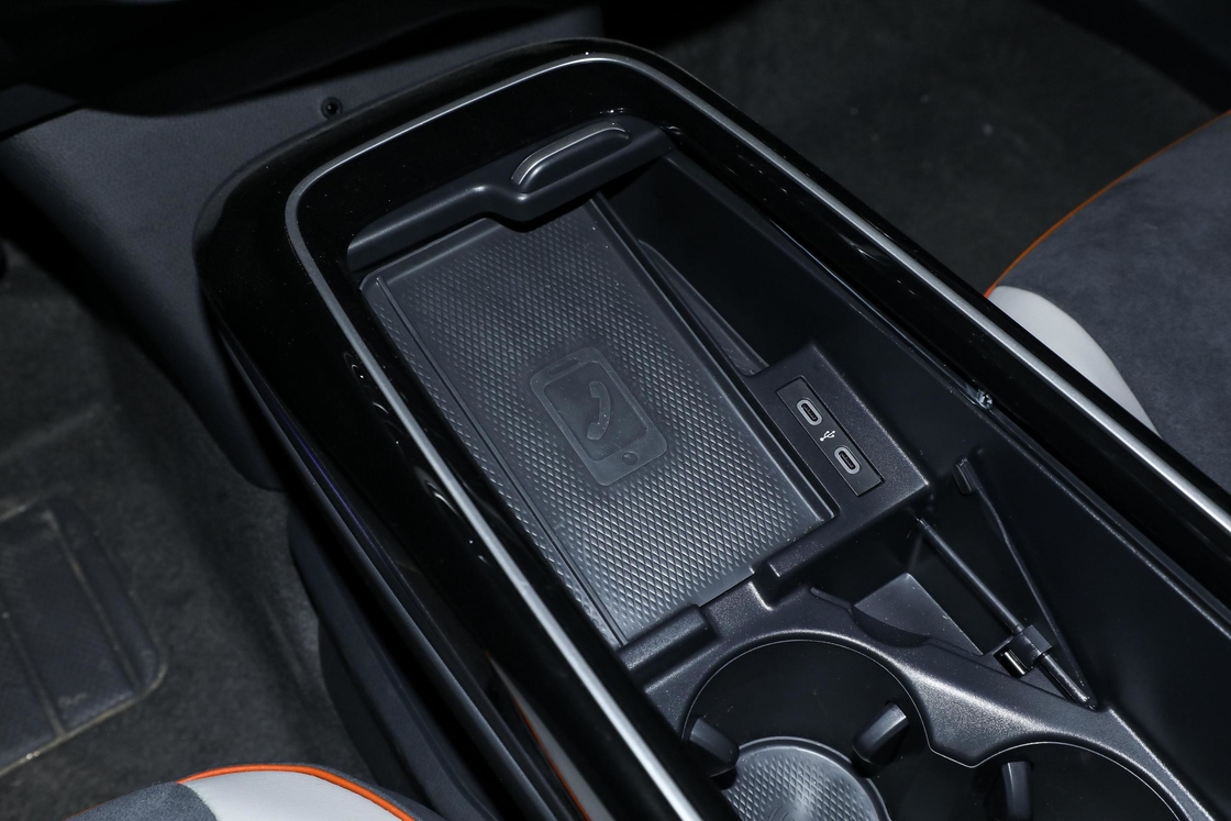VW ID.6 Elektrikli Aile Taşımacılığı için Akıllı ve Şık Seçim