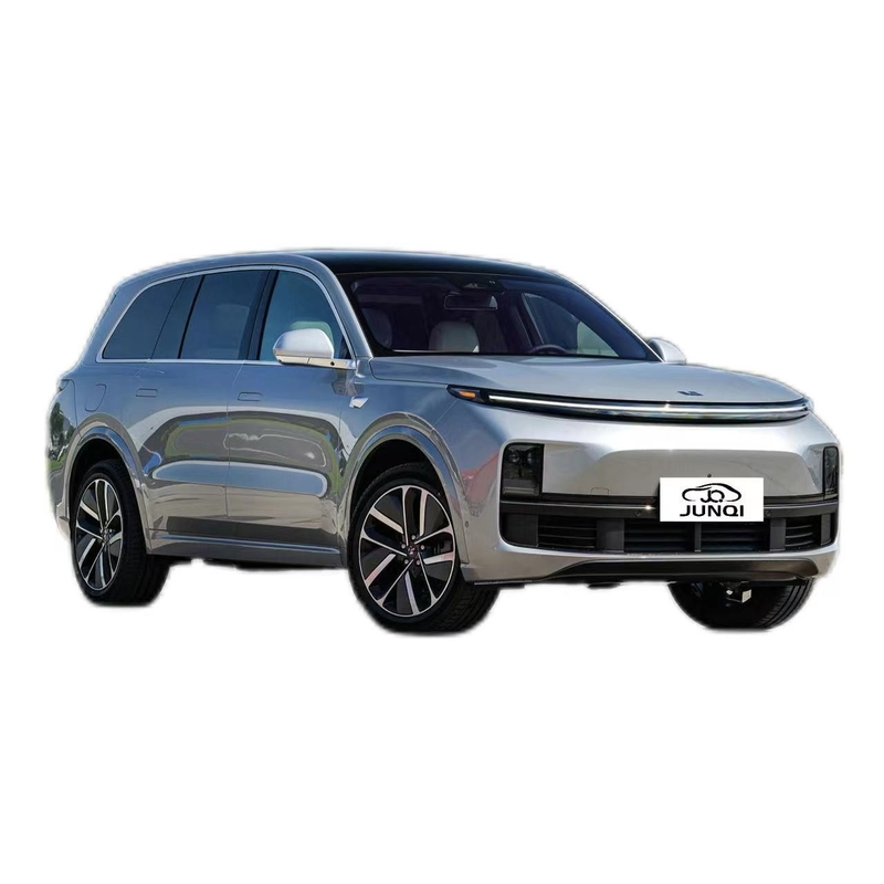 Arka tekerlek sürücüsü Li xiang Elektrikli Araba L8 Sedan Tip Genişletilmiş Menzil