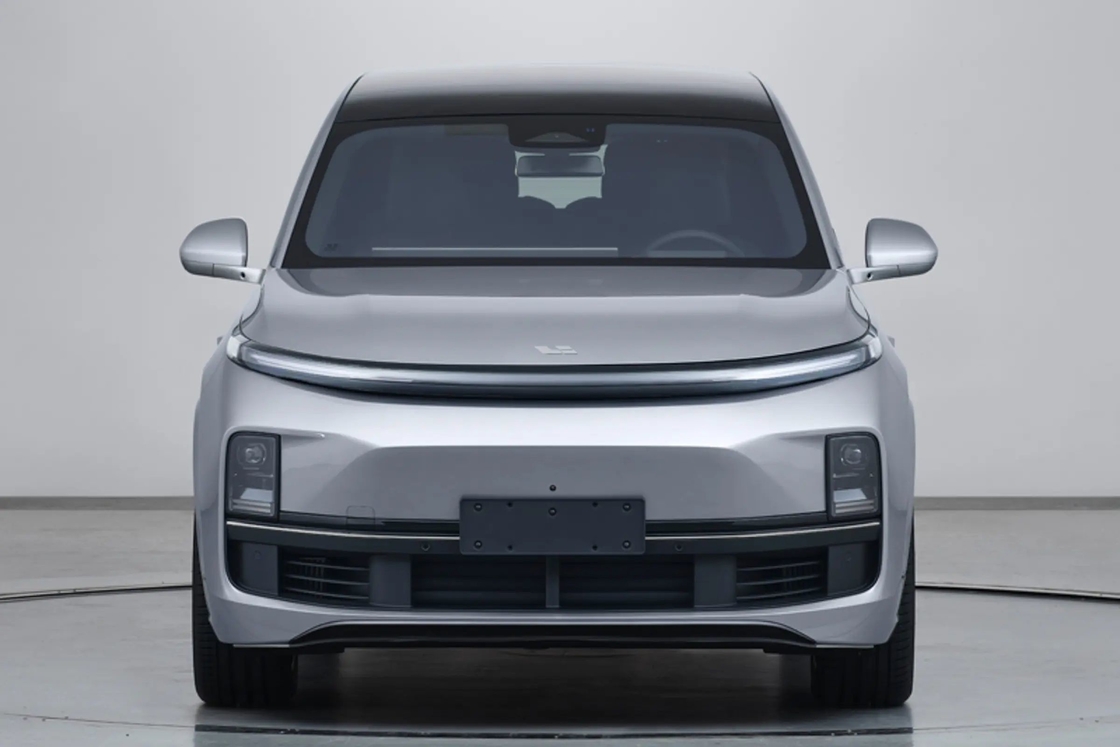 5 Kapılı 6 kişilik L8 Lixiang Elektrikli Araç SUV 800 km sürüş aralığı ile Sol Sürüş