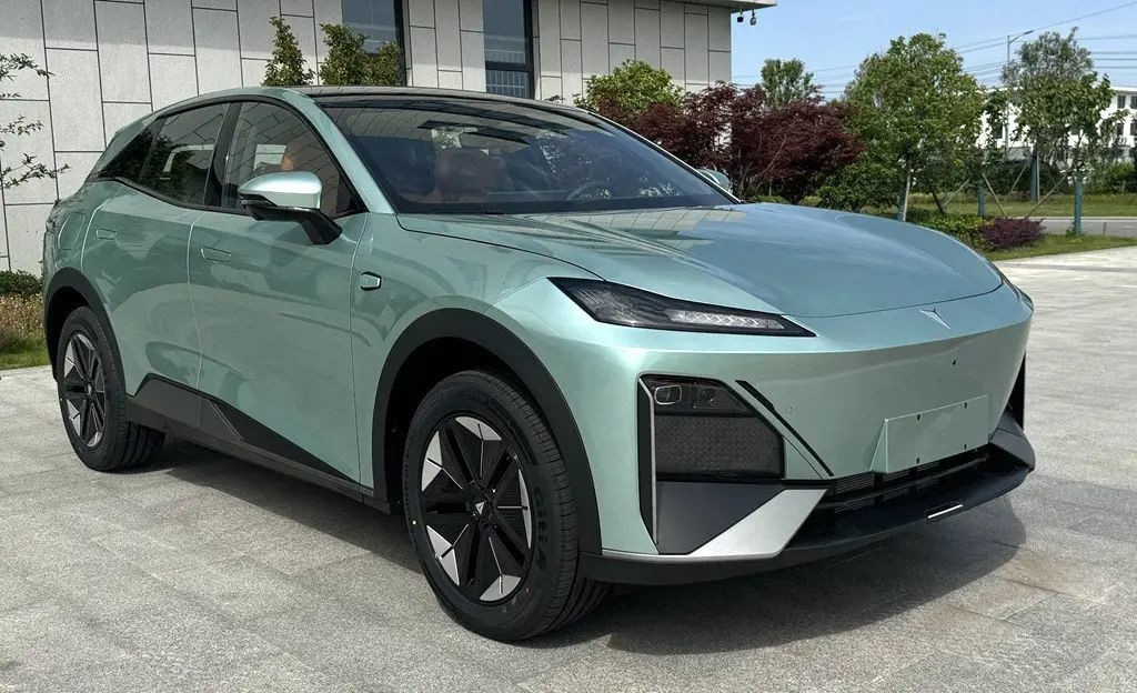 DEEP BLUES07 Changan Elektrikli Araba Yeni Enerji Araçları Orta Boy SUV 180km/h