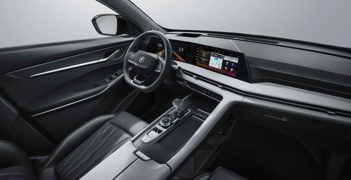 Changan Elektrikli Araçla Sürdürülebilir Ulaşımın Geleceğini keşfedin DeepBlue Shenlan G318