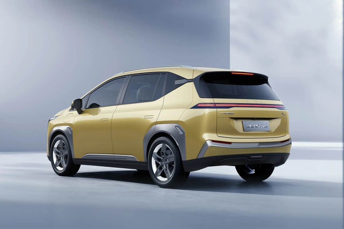 Aion Y, kullanılmış bir elektrikli otomobilde stil performansının ve teknolojinin mükemmel karışımı