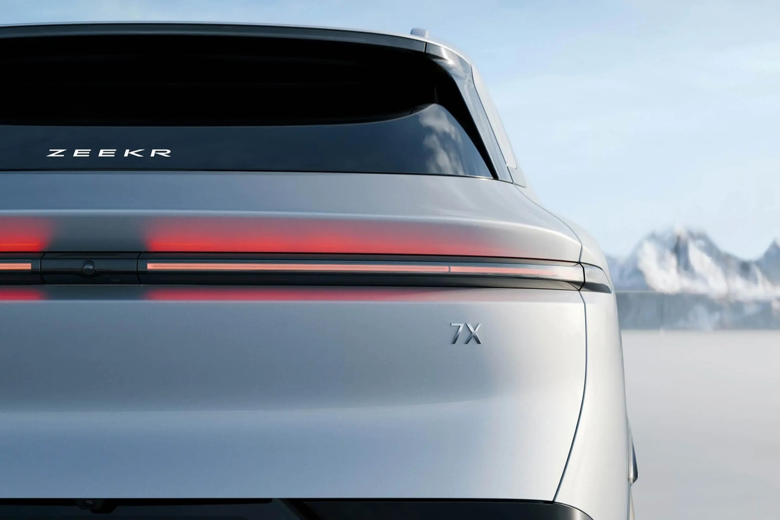 Zeekr 7X 2025 2wd 75kwh RWD 4 kapılı 5 kişilik Yeni Elektrikli SUV Aracı Yetişkinler İçin Saf Elektrikli Araba
