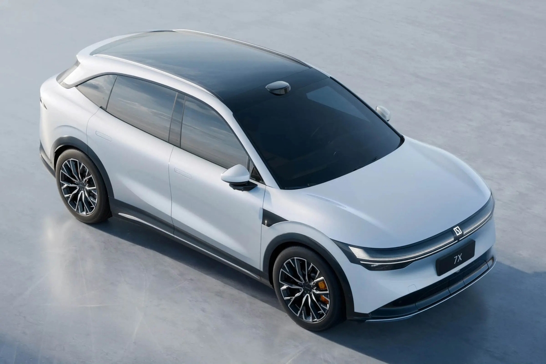 2025 ZEEKR 7X Yeni Model Saf Elektrikli 2WD / 4WD Uzun Menzilli SUV Yüksek Hız 210km/h Yeni Enerji Aracı