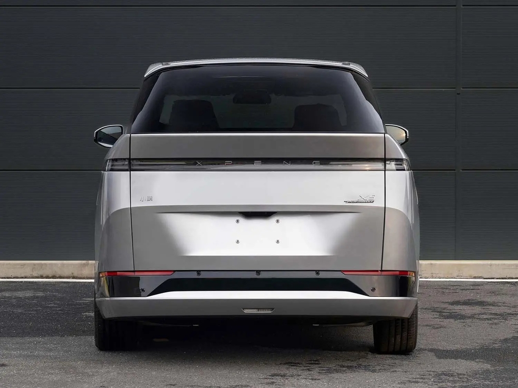 2024 Xpeng X9 702 Ultra Long Range Pro / Max Edition EV 7 Koltuklu MPV 320hp Yeni Araba FWD Euro VI Xpeng X9 ChinaV