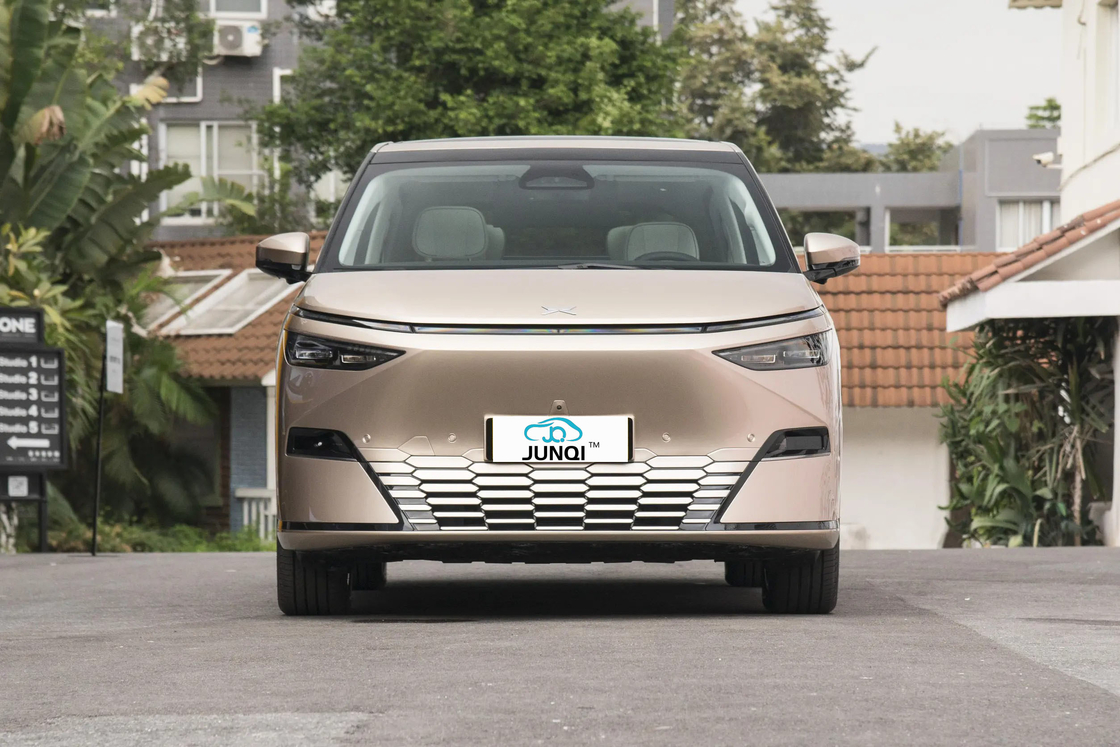 Yeni Şekil Xpeng X9 Araba 702 Süper Uzun Menzilli PRO Max Çin Yeni Lüks Marka Xiaopeng Elektrikli MPV Araba