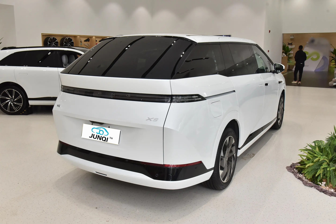 2024 Xpeng X9 MPV Pure Electric 320Ps Ultra Long Range 702 AWD 640km Pro Max ile X9 Yeni Enerji Aracı