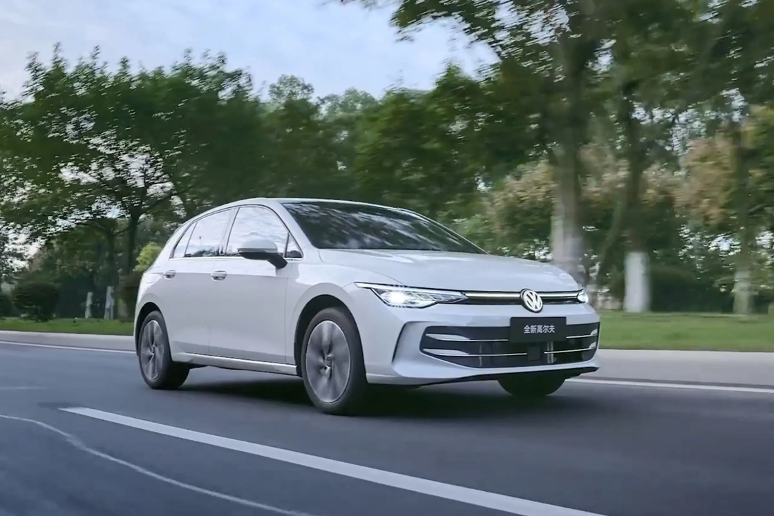 2024 Volkswagen VW Golf 8 Araç 280TSI DSG R-Line 5 Koltuklu Sedan Benzin Volkswagen Araç İki Kutulu Kompakt Sedan FWD Benzin