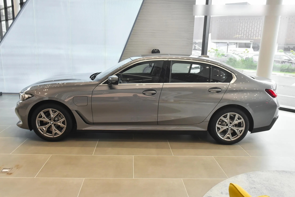 Yüksek Kaliteli Bmws I3 2024 2023 Elektrikli Araba Yeni Enerji Araçları Satılık