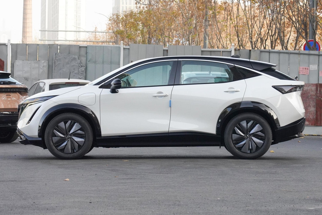 Elektrikli Nissan Ariya Orta Otomobil Otomobil FWD 4WD Ternary Lityum Pil Otomobil Satıcı Çin