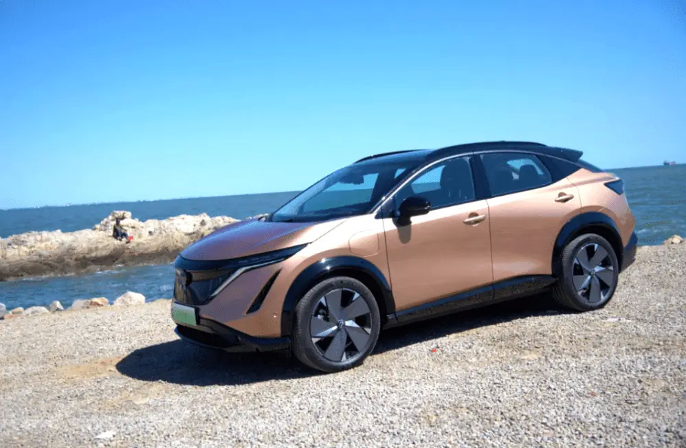İngilizce Çevirisi DC Hızlı Şarj Yüksek Hızlı Motor Ariya Akıllı Lüks SUV Saf Elektrikli Araba
