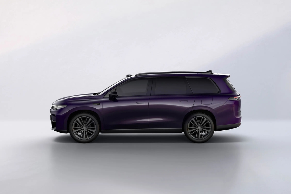 Çin Sıcak satış sıçrama motorlu c16 elektrikli araba ve hibrit araba Yeni enerji aracı C16 sıçrama motorlu SUV yetişkinler için yeni arabalar