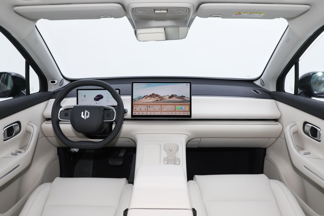Leapmotor Elektrikli Araba Genişletilmiş Menzilli 200 Akıllı Sürüş Sürümü Son teknoloji Rahat alan