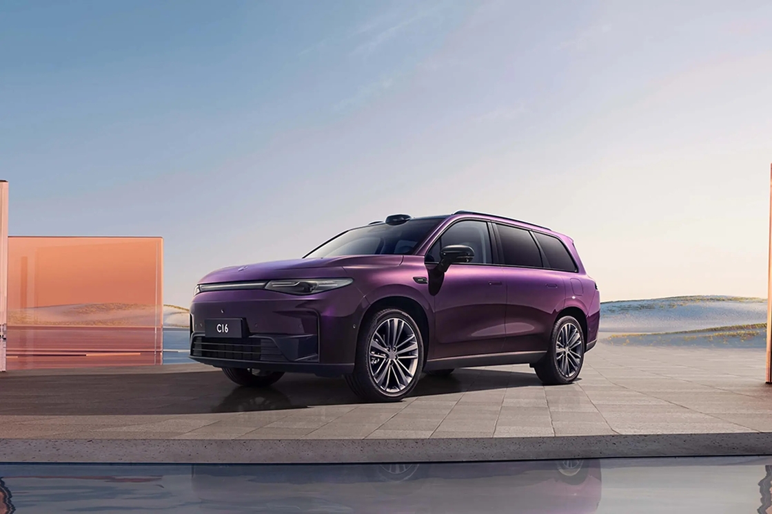 2024 NEW CAR Leapmotor C16 Hibrit Saf Elektrikli Araç Ev Suv Genişletilmiş Menzil 220 560 Enerji Aracı C16
