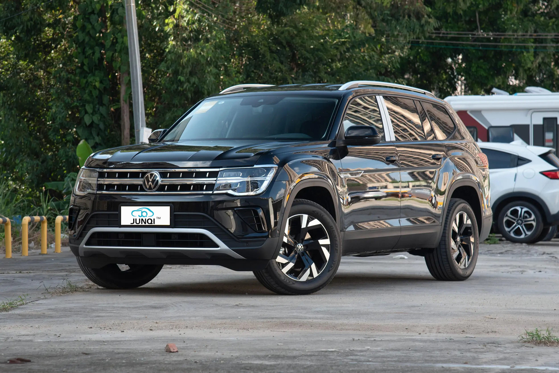 VW Touron 2.5T-A/MT-530 4WD Amiral Gemisi Sürümü 7 kişilik Büyük Uzaylı SUV