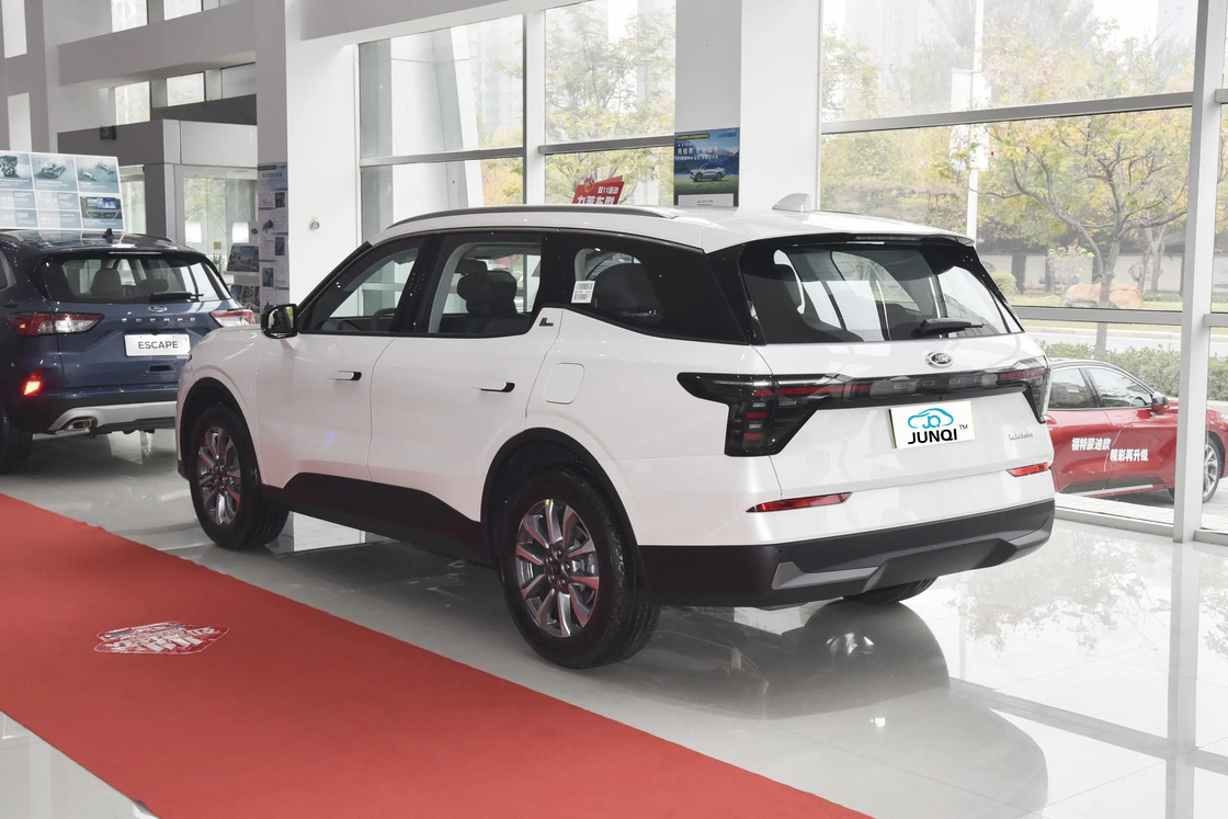 Yeni araba Ford Ruijie L 2 0t İki sürüşlü 5 kapılı 7 koltuklu Stil SUV Yeni benzinli araba